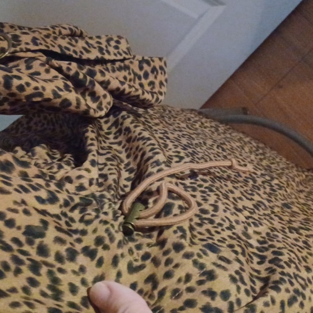 Leopard Print Adjustable Overlay Shacket From Mit… - image 4